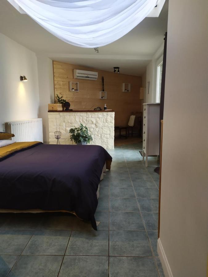 Chambre D'Hote La Caure Bussiere-Dunoise 外观 照片